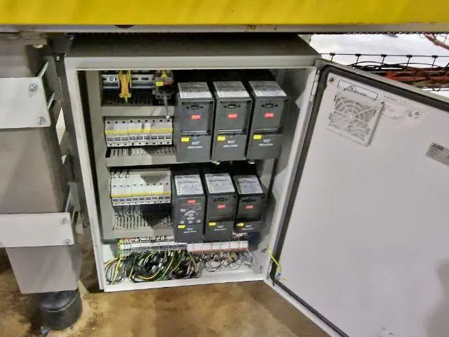The Importance of Replacing Inverters: Benefits and Necessities