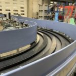 Optimisez vos lignes d’embouteillage dans le secteur Food & Beverage avec des systèmes de manutention industrielle automatisés. En savoir plus sur BBM Service