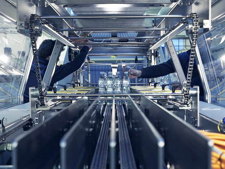Comparison between new and used bottling plants: advantages, costs and selection criteria to find the best solution for your company.