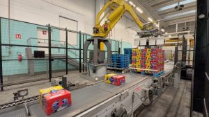 Linea completa per il riconfezionamento di lattine da 330 ml in variety pack multigusto, con macchine OCME, SMI e TOSA. Alta automazione, fino a 30 pacchi/min, ideale per il mercato beverage e la GDO. Disponibile da dicembre.