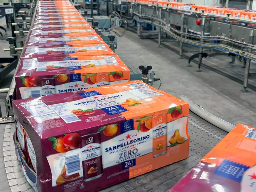Linea completa per il riconfezionamento di lattine da 330 ml in variety pack multigusto, con macchine OCME, SMI e TOSA. In vendita.