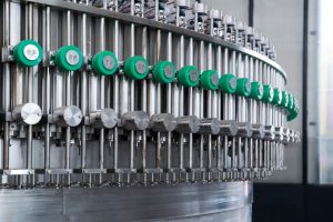 Scopri cos’è un’imbottigliatrice isobarica, quando usarla e i costi. Guida completa per scegliere la soluzione giusta. Contattaci ora.