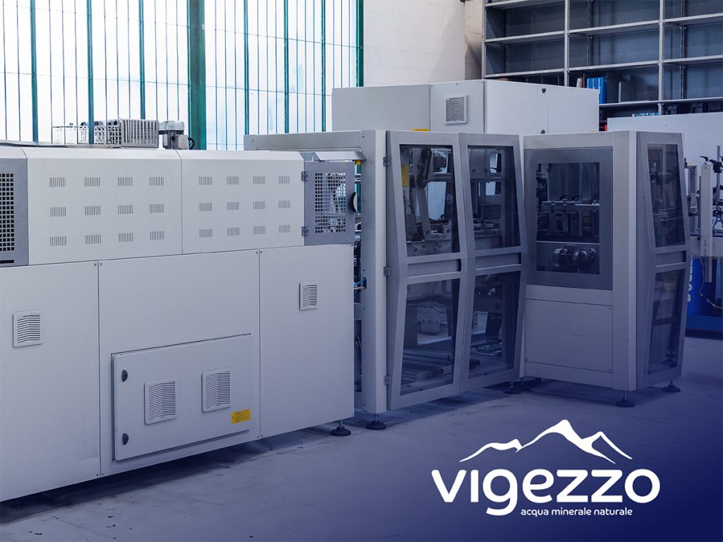 Acqua Vigezzo purchases a used-refurbished Smipack packaging machine for cans from BBM Packaging. Discover the advantages of used machinery