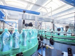 Reubicación exprés de la línea de embotellado KRONES en solo una semana: el proyecto de BBM para Acqua Smeraldina. Mira el time-lapse.